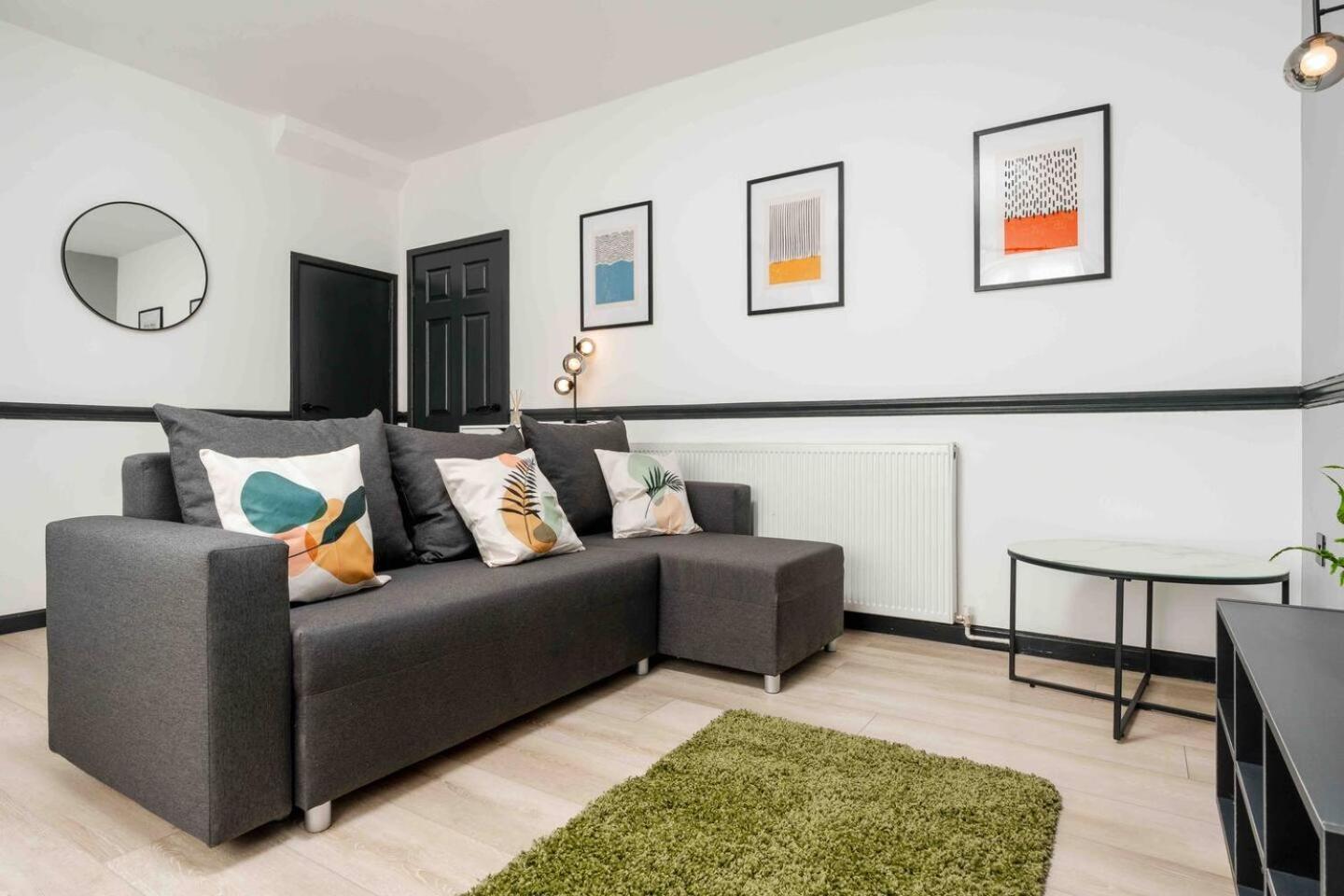 3-Bed Scouse House Near Anfield & Goodison Villa Liverpool Buitenkant foto